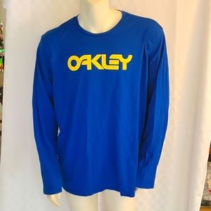 3x Oakley Long Sleeve Custom Fit